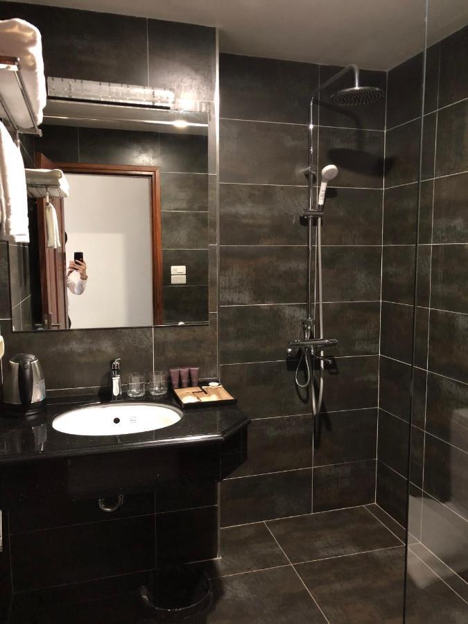 Moc Hoang Hotel Hanoi Eksteriør billede
