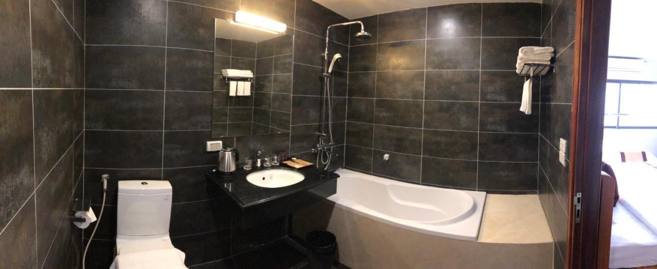 Moc Hoang Hotel Hanoi Eksteriør billede